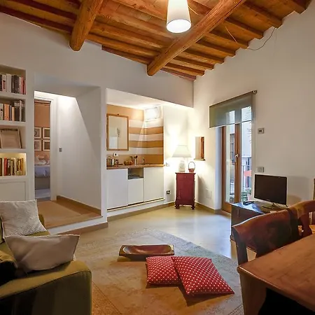 Apartment L' Antica Piazzetta